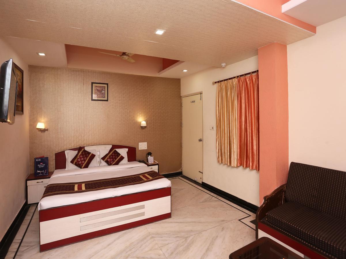 Hotel Moti Palace Agra  Exterior photo